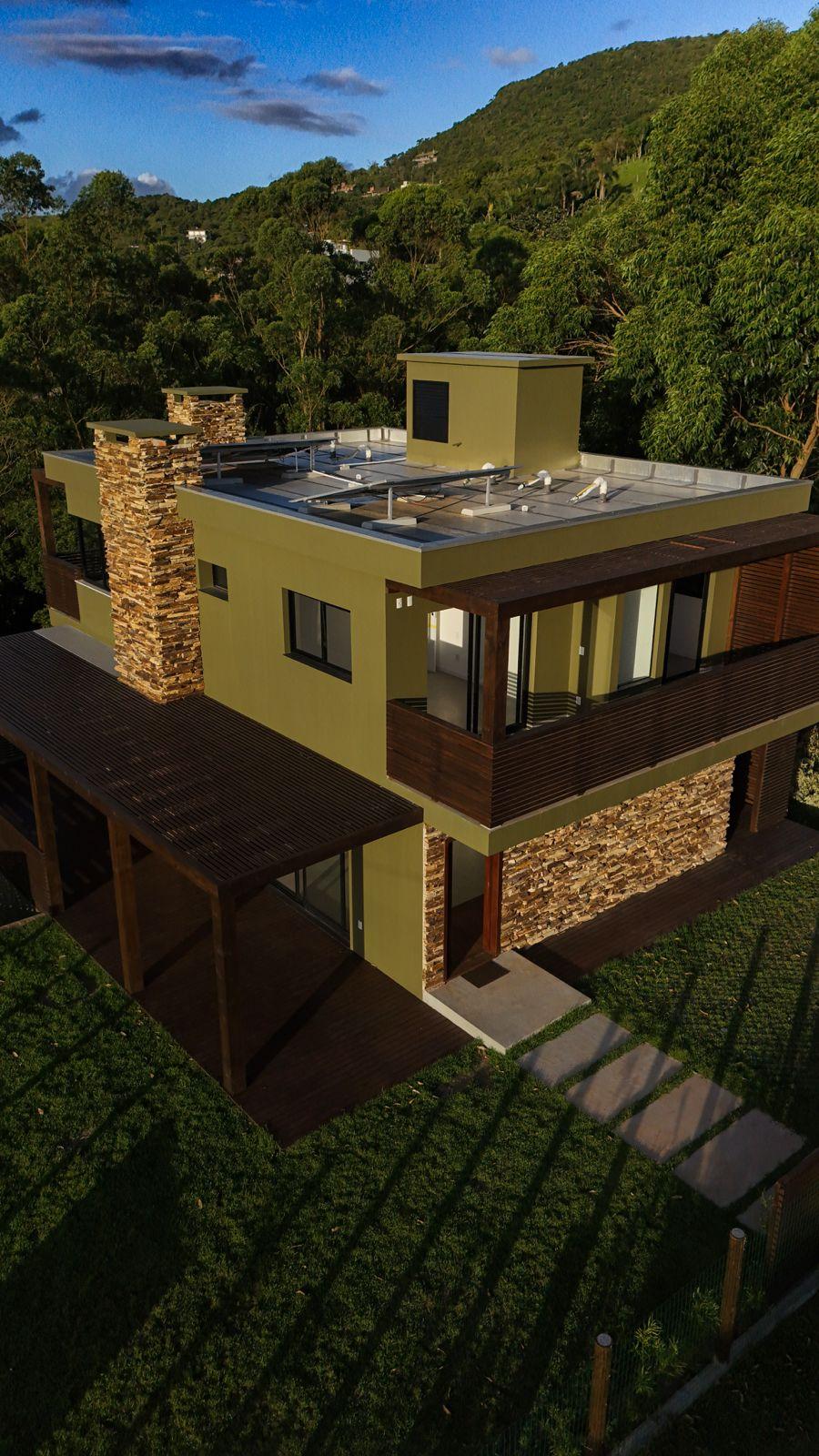 Casa no alto da Ferrugem