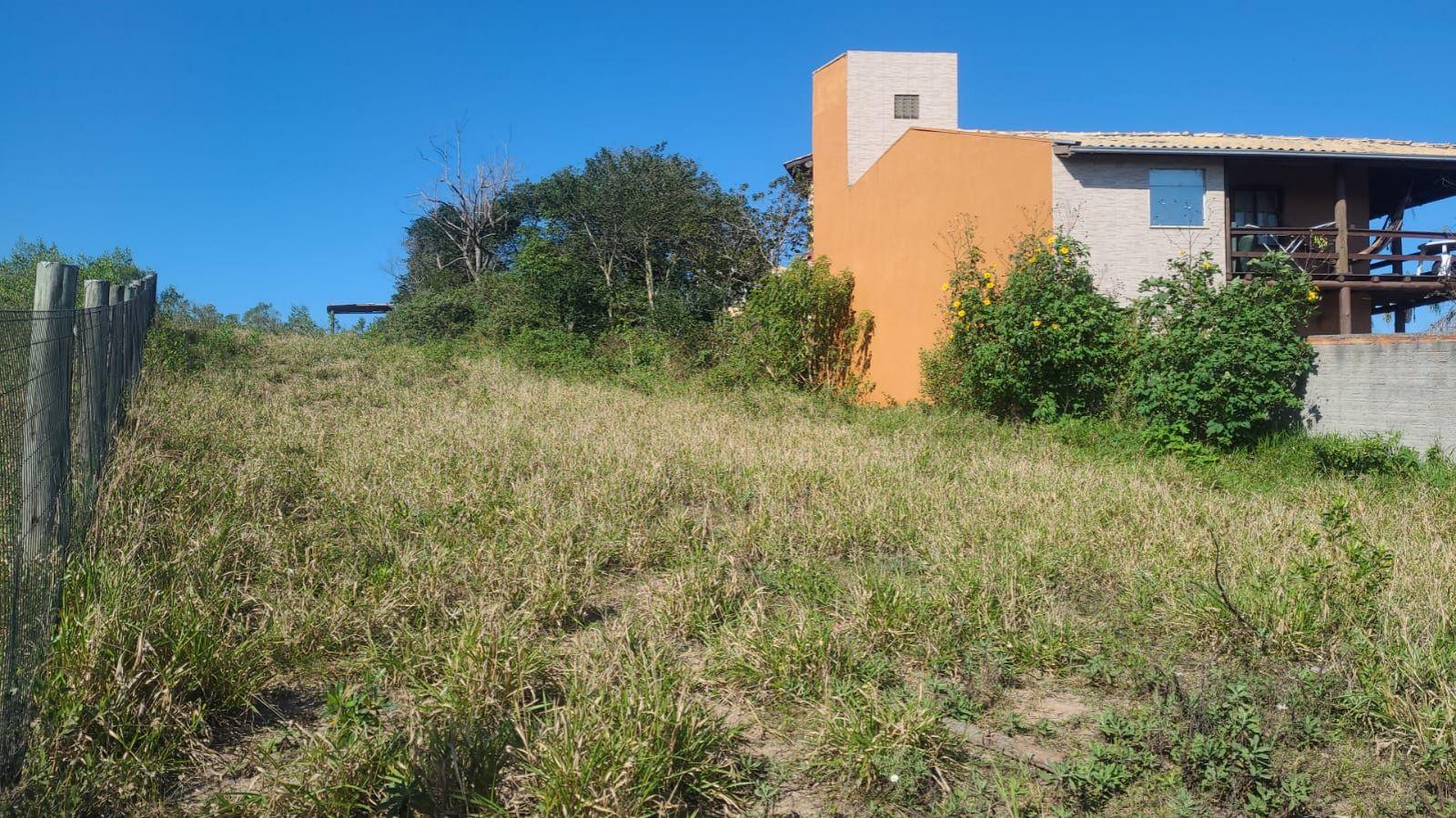 Lindo Terreno na Praia do Rosa — foto 3
