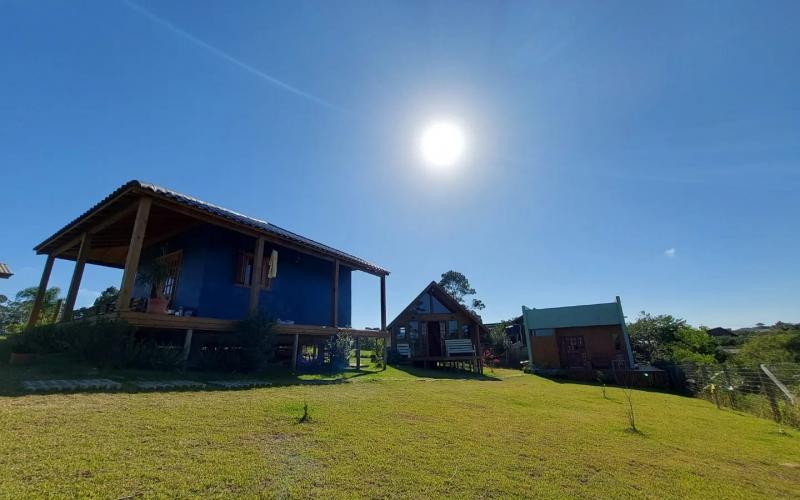 Residencial com 4 casa a venda